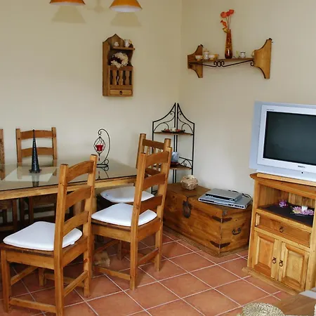 Casa Monica Narrillos de San Leonardo