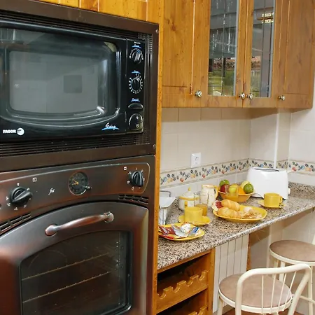 Casa Monica Dom wakacyjny Narrillos de San Leonardo